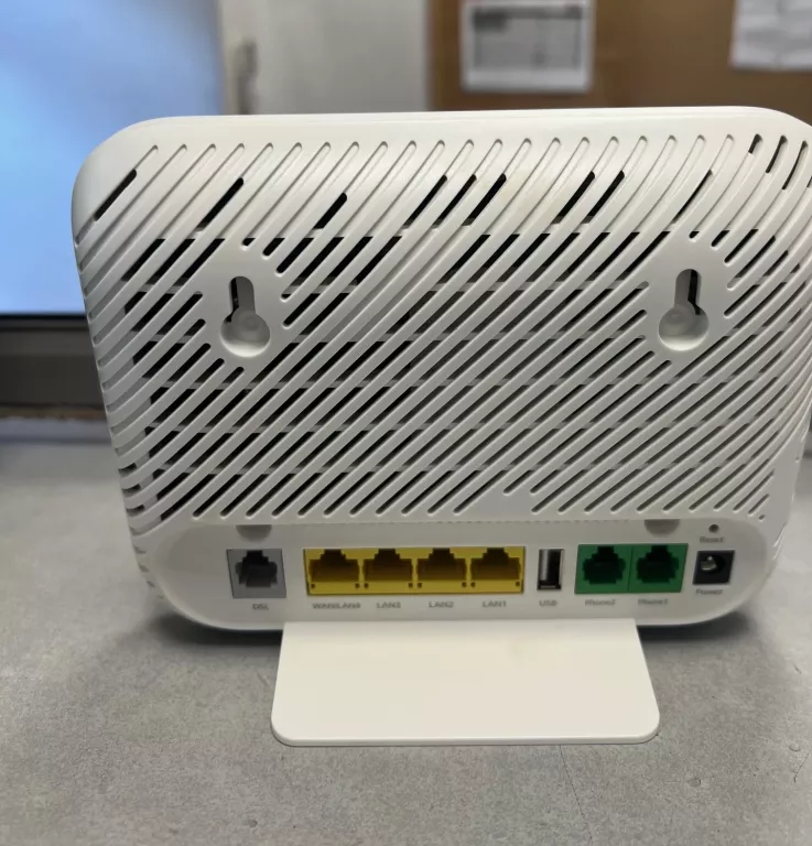 ROUTER HUAWEI DN8245X6