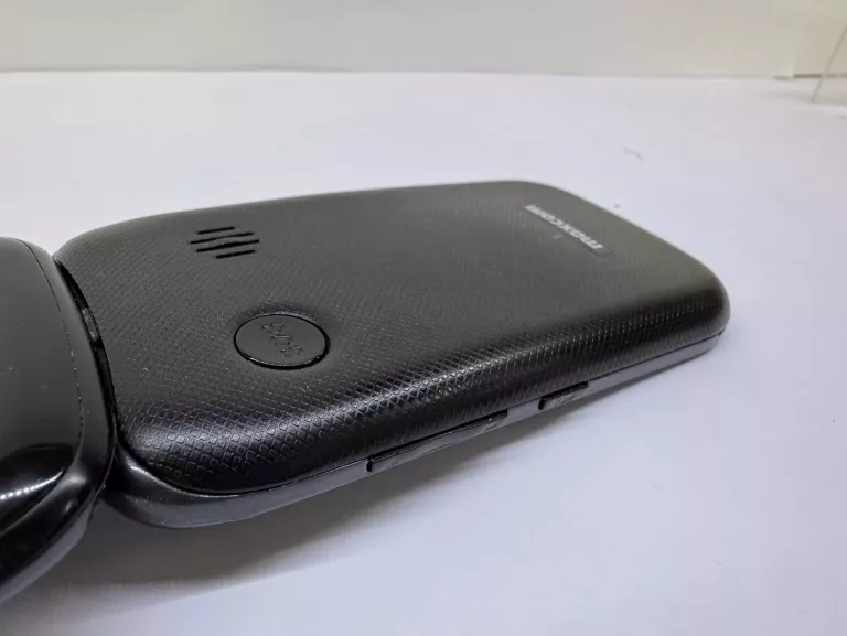 TELEFON KOMÓRKOWY MAXCOM MM826