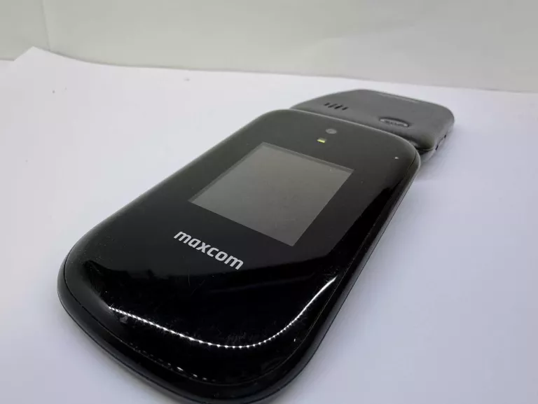 TELEFON KOMÓRKOWY MAXCOM MM826