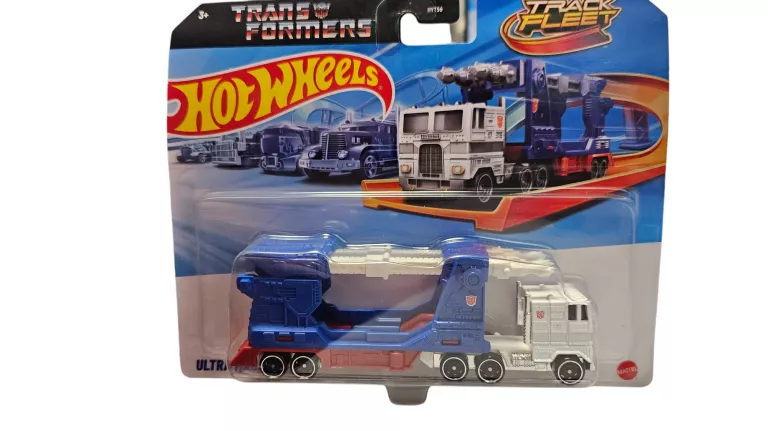 HOT WHEELS ULTRA MAGNUS