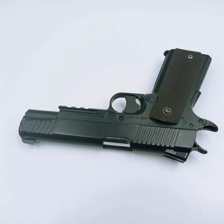 WIATRÓWKA PIOSTOLET CO2