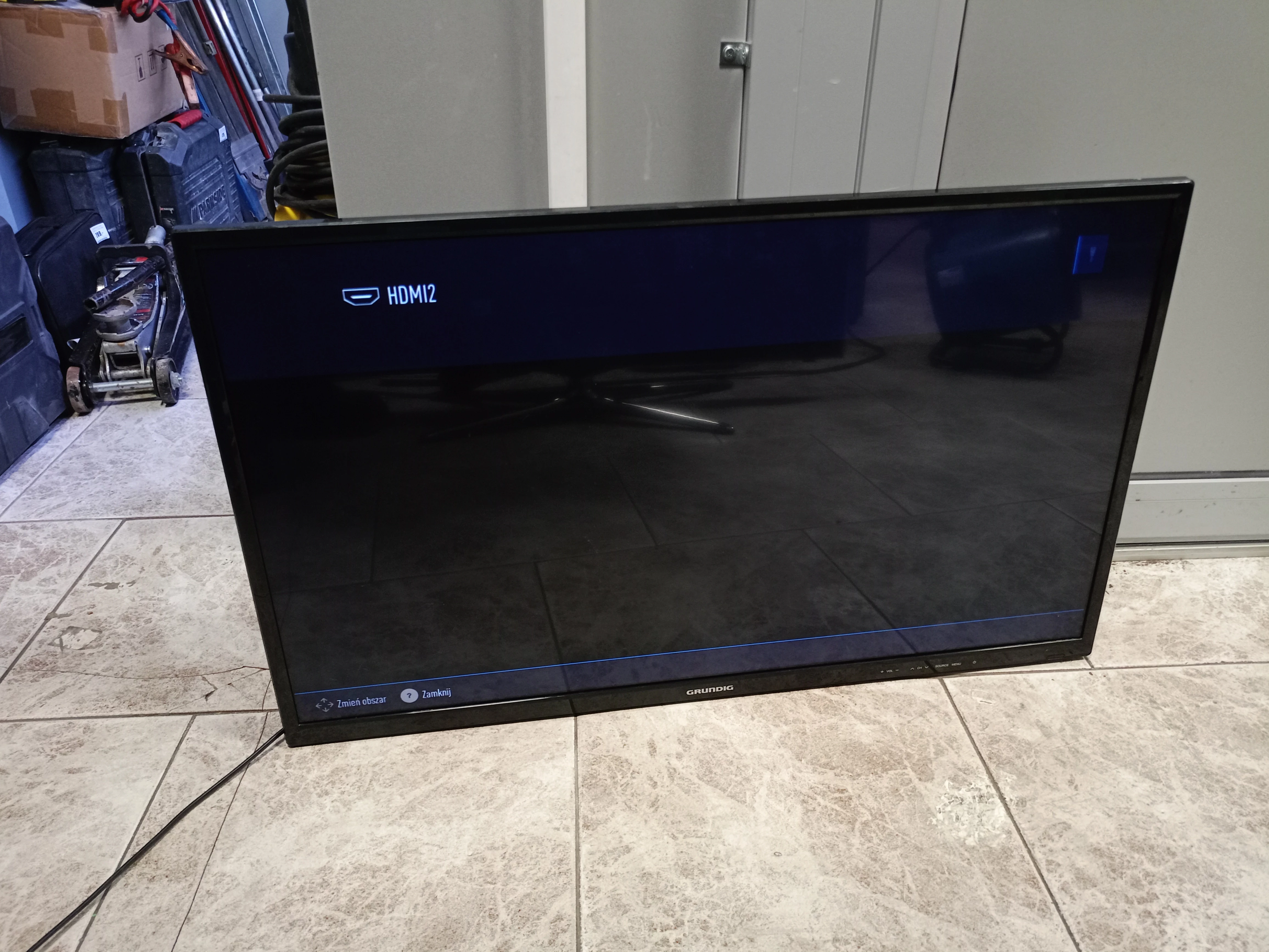 telewizor-grundig-ghb-600-32cale-stan-11323-2