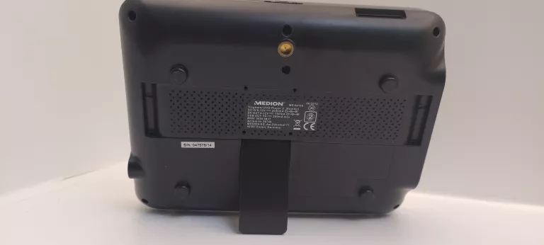 PRZENOŚNE DVD SAMOCHODOWE MEDION MD84106 2X LCD 7" ZESTAW