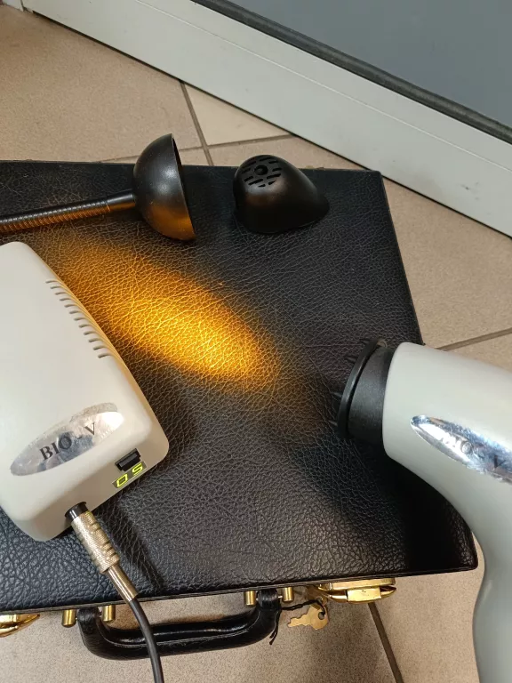 LAMPA LECZNICZA MEDICOLUX BIO-V