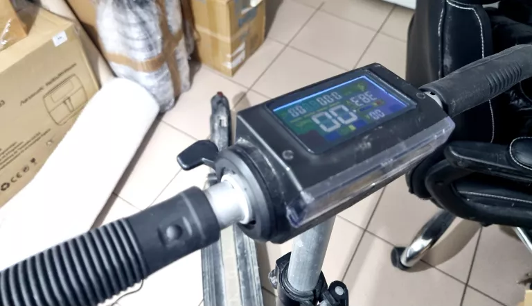 HULAJNOGA ELEKTRYCZNA KUGOO S1 PRO Z ŁADOWARKĄ