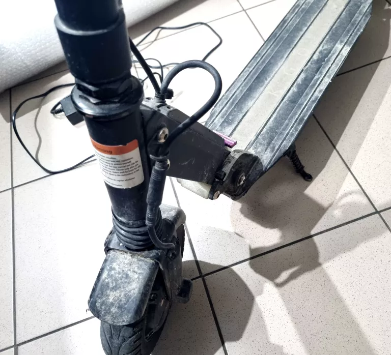HULAJNOGA ELEKTRYCZNA KUGOO S1 PRO Z ŁADOWARKĄ