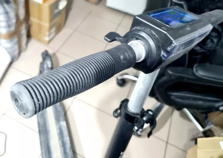 HULAJNOGA ELEKTRYCZNA KUGOO S1 PRO Z ŁADOWARKĄ