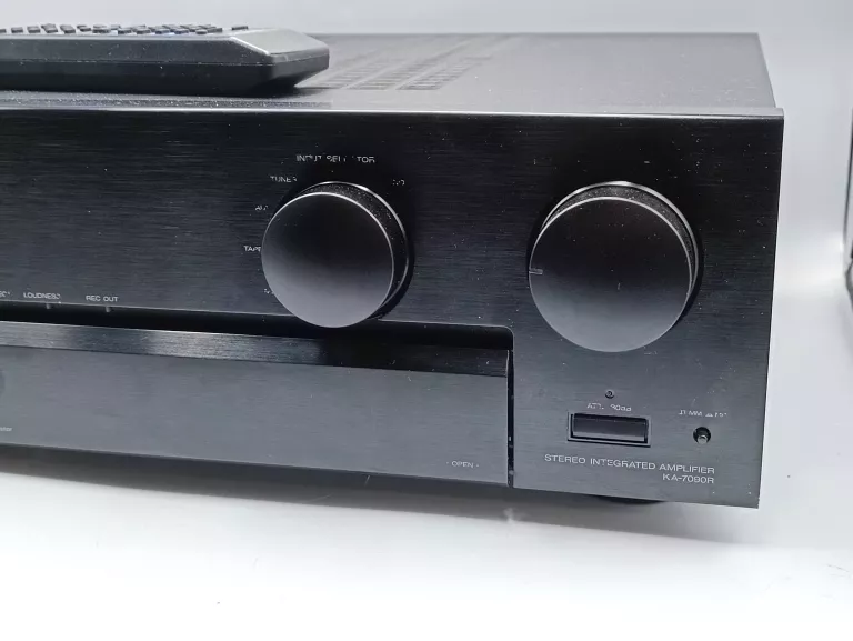 wzmacniacz-kenwood-ka-7090r-stan-11323-2
