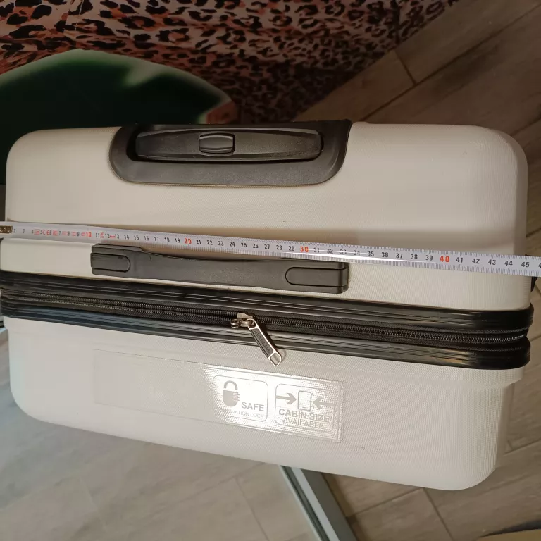 DUZA WALIZKA BIAŁA WITTCHEN