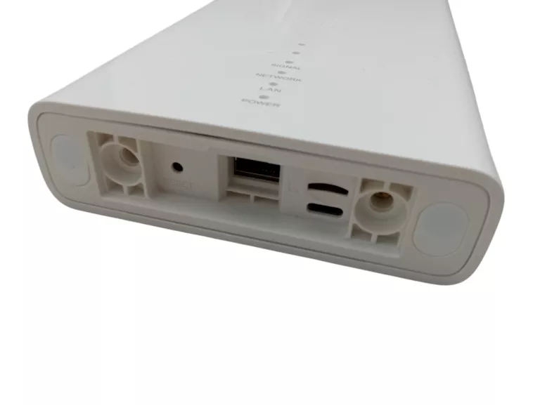 ROUTER ZTE T5400 + MC889 5G ODU
