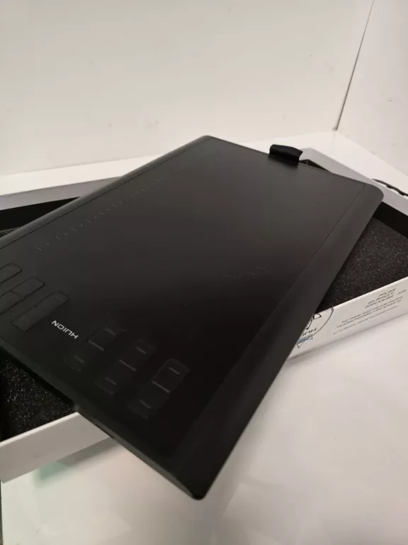 TABLET GRAFICZNY HUION NEW 1060 PLUS PUD