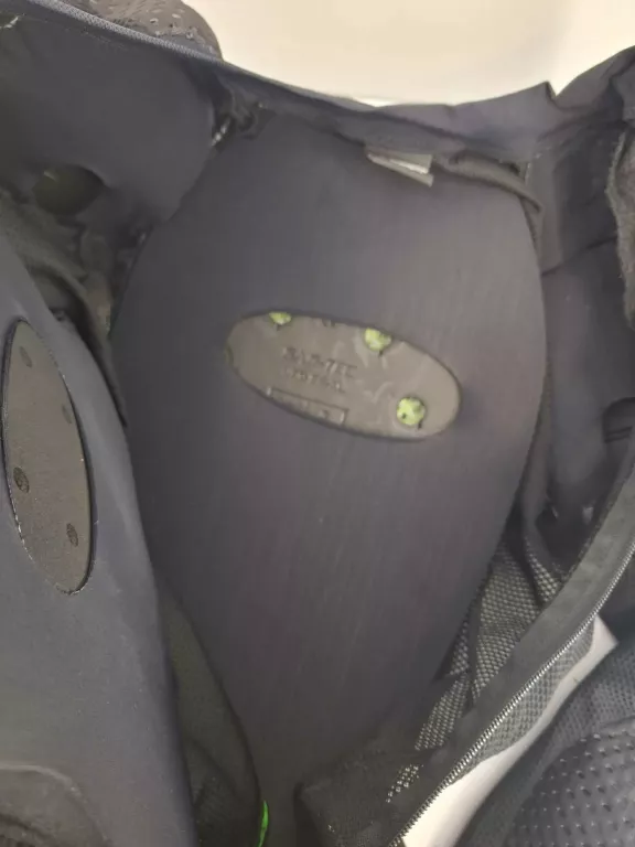 UFO OSŁONA KLATKI PIERSIOWEJ /ZBROJA ULTRALIGHT EVO BODYGUARD KOLOR CZARNY