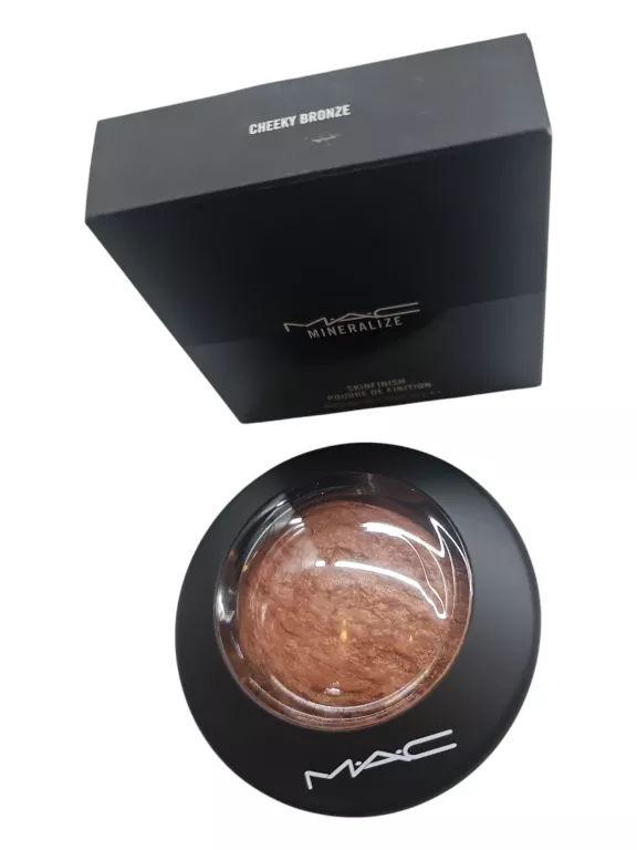 PUDER MAC MINERALIZE SKINFINISH CHEEKY BRONZE