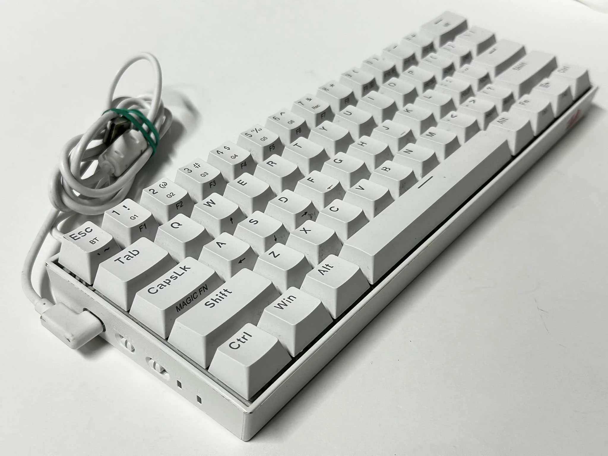 klawiatura-redragon-k530w-rgb-ean-gtin-3452511797752