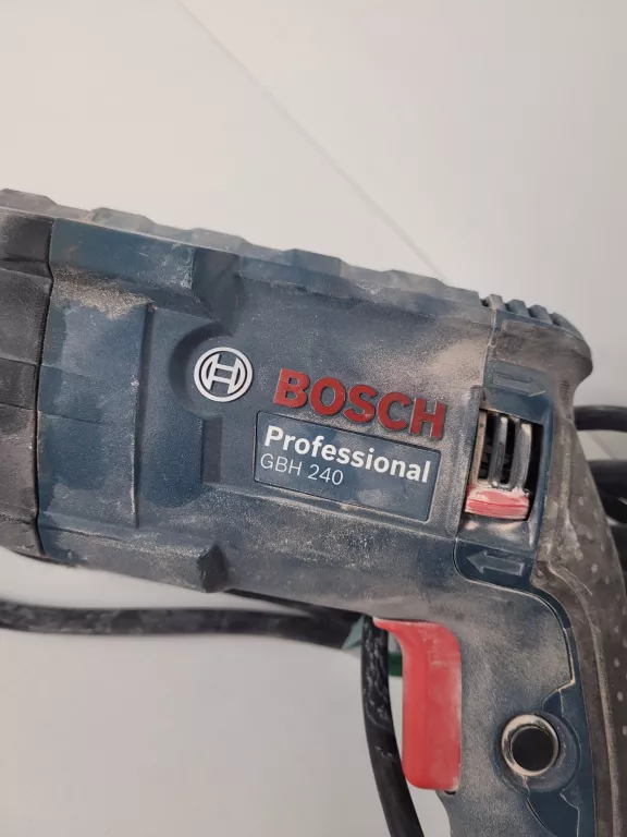 MŁOTOWIERTARKA BOSCH GBH 240