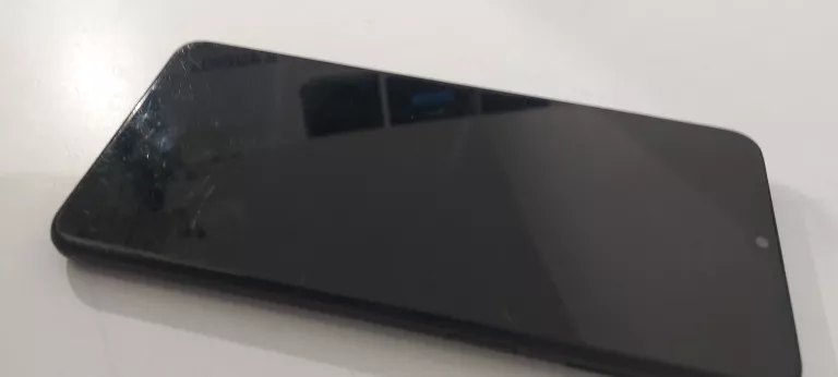 TELEFON A12 SAMSUNG ZBITY - USZKODZONY