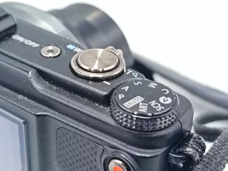 APARAT OLYMPUS XZ-1 F1.8 HD 10MPX
