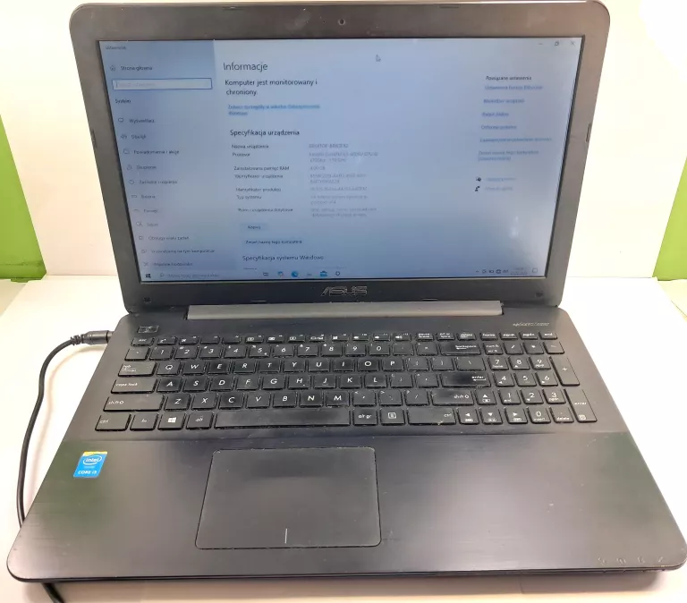 LAPTOP ASUS R556L I3-4005U 4GB / 256GB SSD WIN 10