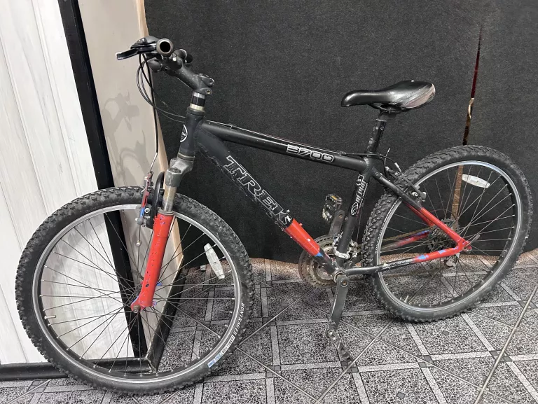 ROWER TREK 3700 16" KOŁA 26"