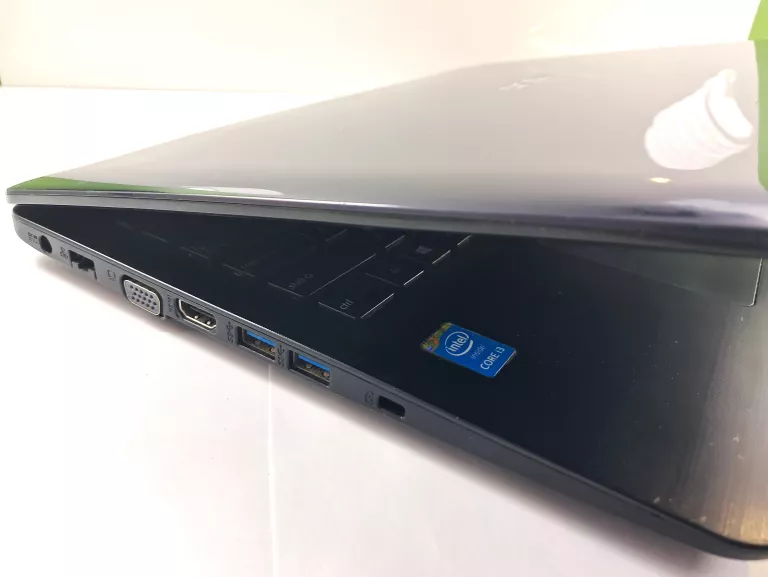 LAPTOP ASUS R556L I3-4005U 4GB / 256GB SSD WIN 10