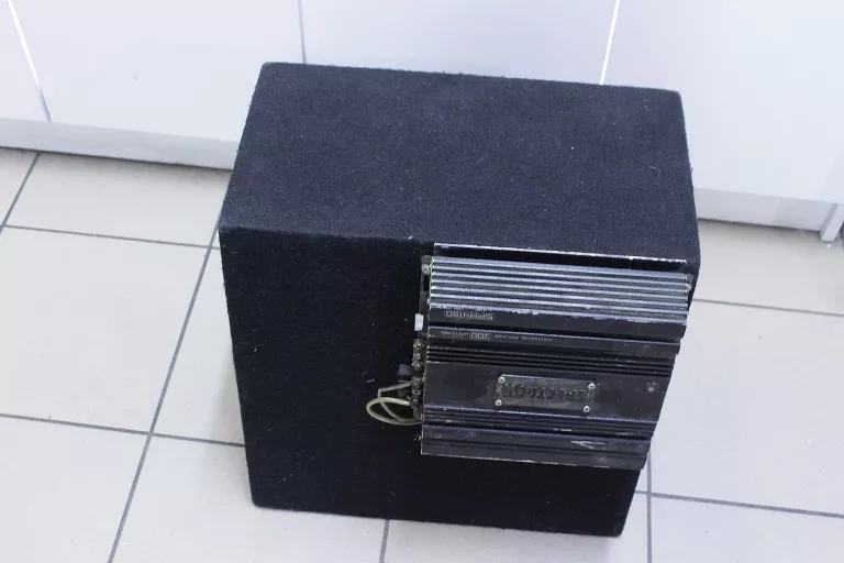 SOBWOOFER SAM. SONY XPLOD 2000W + WZMACNIACZ SPECTRON SPA4150