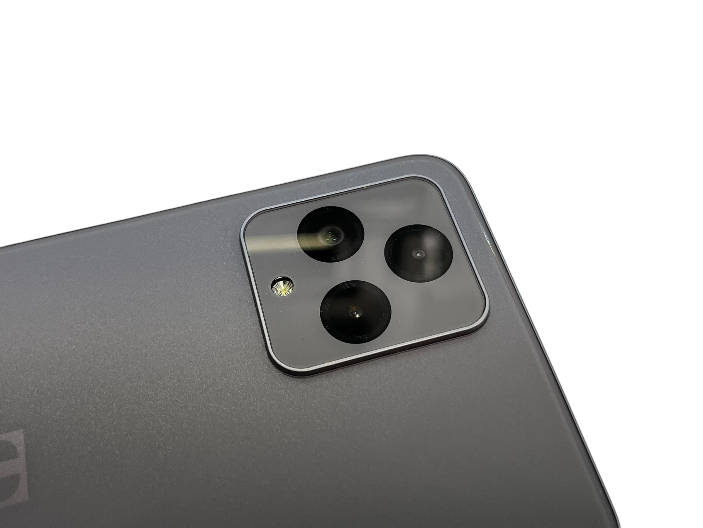 telefon-t-phone-2023-przekatna-ekranu-652