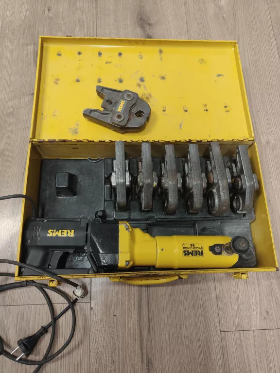 ZACISKARKA REMS POWER PRESS SE WALIZKA + SZCZĘKI 7SZT