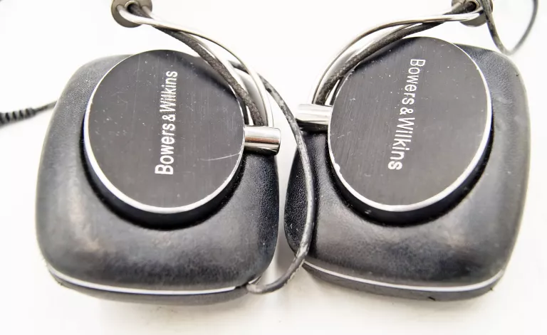SŁUCHAWKI NAUSZNE B&W BOWERS & WILKINS P5 PRZEWODOWE