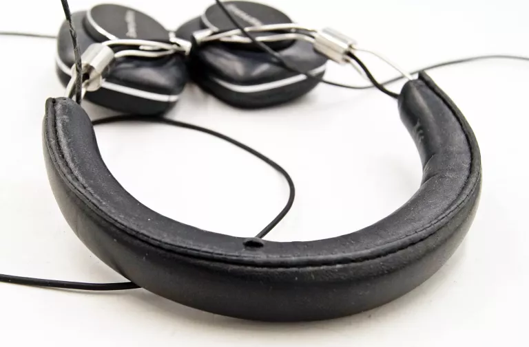 SŁUCHAWKI NAUSZNE B&W BOWERS & WILKINS P5 PRZEWODOWE