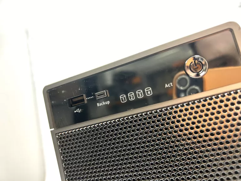 SERWER PLIKÓW NETGEAR READYNAS RND4000