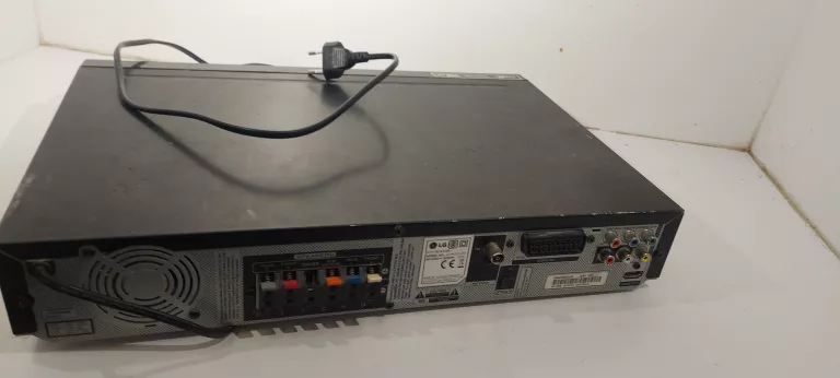 KINO DOMOWE LG HT-762 5.1 BRAK PILOTA