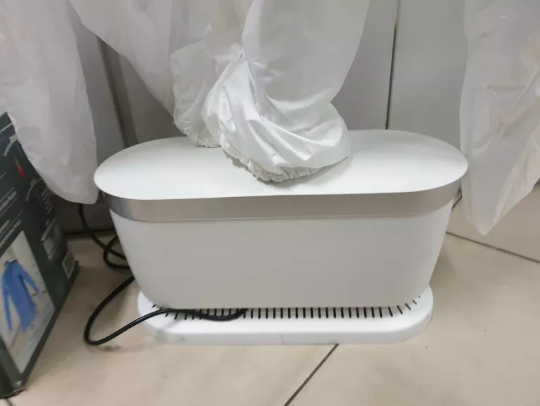 AUTOMATYCZNA PAROWNICA DO UBRAŃ CLEANMAXX