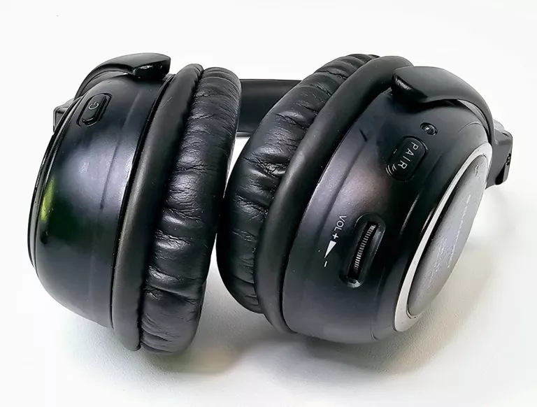 SŁUCHAWKI NAUSZNE BLAUPUNKT CW-112 W FUTERALE STAN DB
