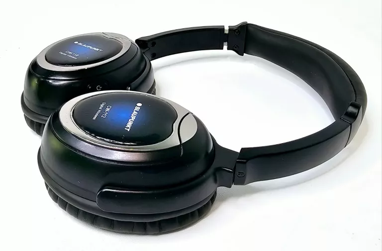 SŁUCHAWKI NAUSZNE BLAUPUNKT CW-112 W FUTERALE STAN DB