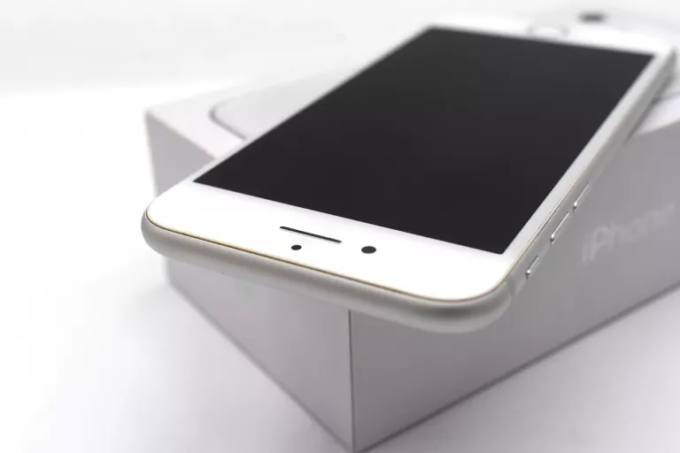 SMARTFON APPLE IPHONE 8 2 GB / 64 GB 4G (LTE) BIAŁY
