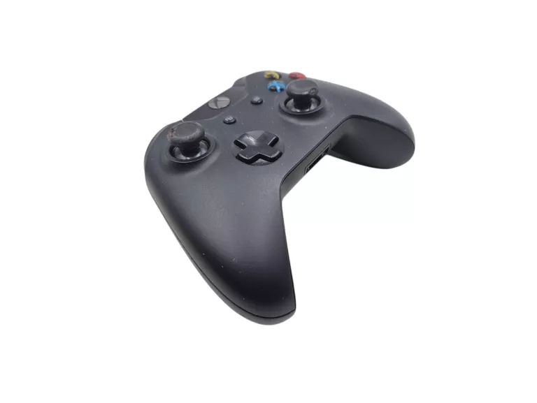 KONSOLA MICROSOFT XBOX ONE 500GB MODEL 1540 + 2 PADY