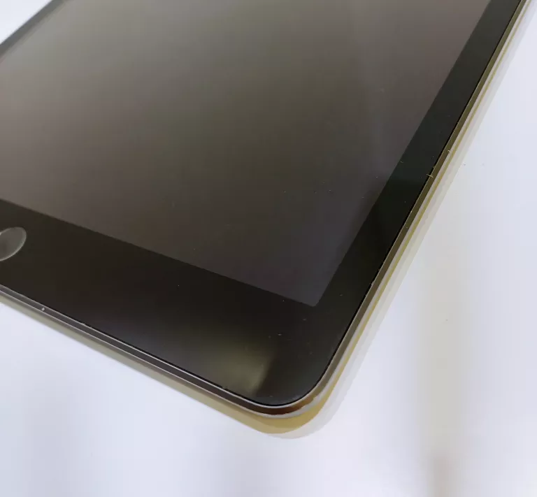 TABLET IPAD 7 32GB A2197 WIFI BAT.78%