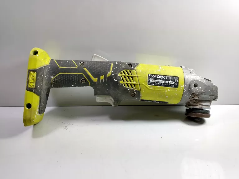 zestaw-narzedzi-ryobi-wkretarka-mlot-szlifierka-poziomica-torba-2xaku-lad-zawartosc-zestawu-235809-65536