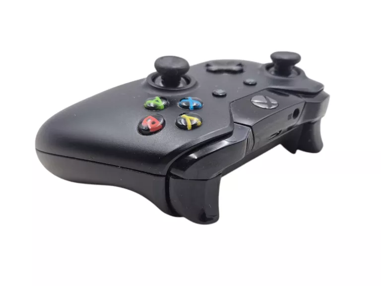 KONSOLA MICROSOFT XBOX ONE 500GB MODEL 1540 + 2 PADY
