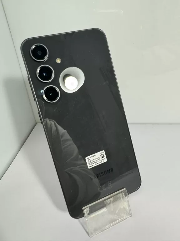 TELEFON SAMSUNG S24 FE / PLAY KOMPLET