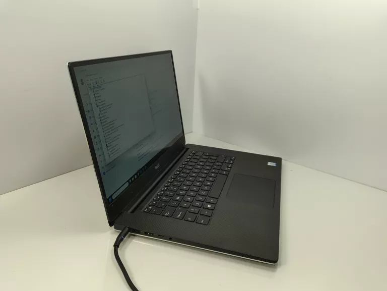 LAPTOP DELL PRECISION 5530 I9-8950HK 32GB 1TB NVME NVIDIA P2000 15,6" W11
