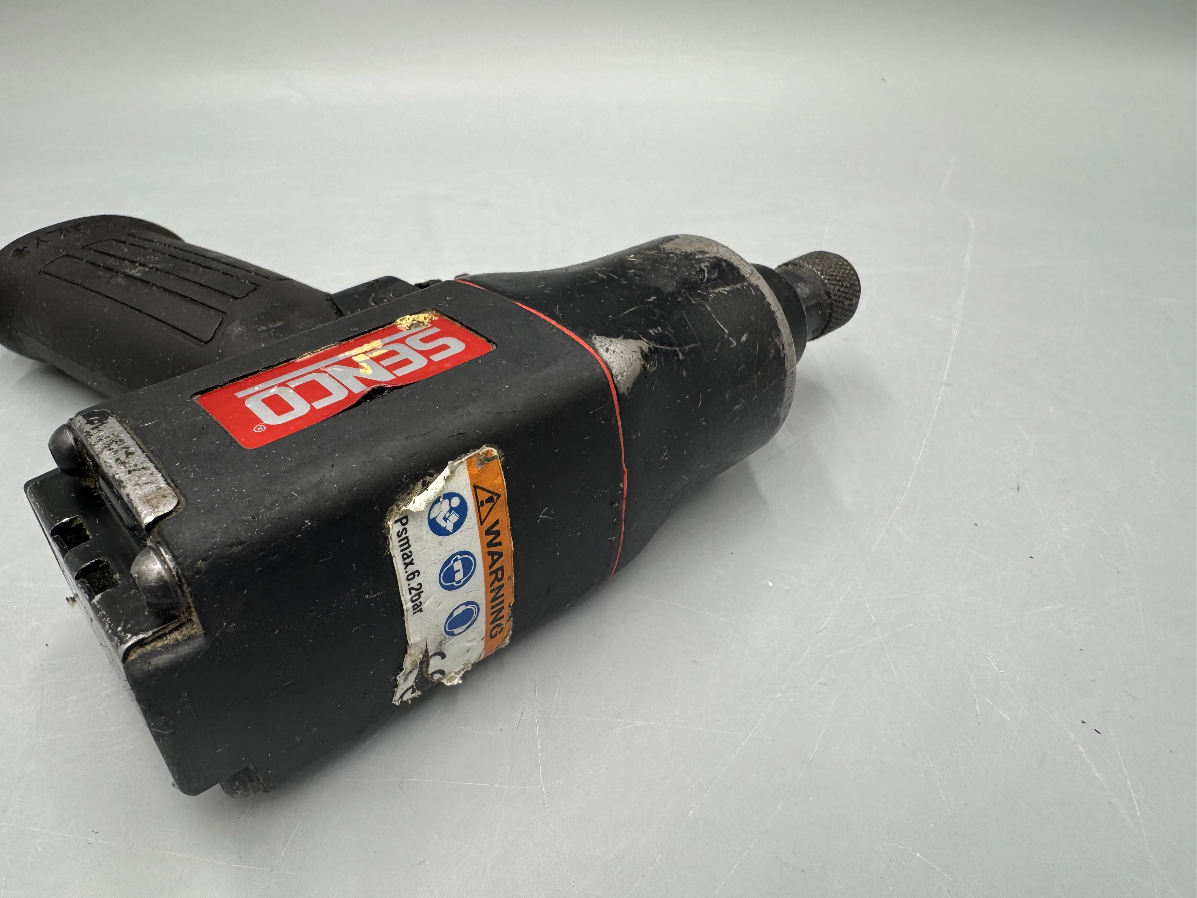 wkretarka-pneumatyczna-senco-sen700c-325nm-8900-obr-marka-248811-951459