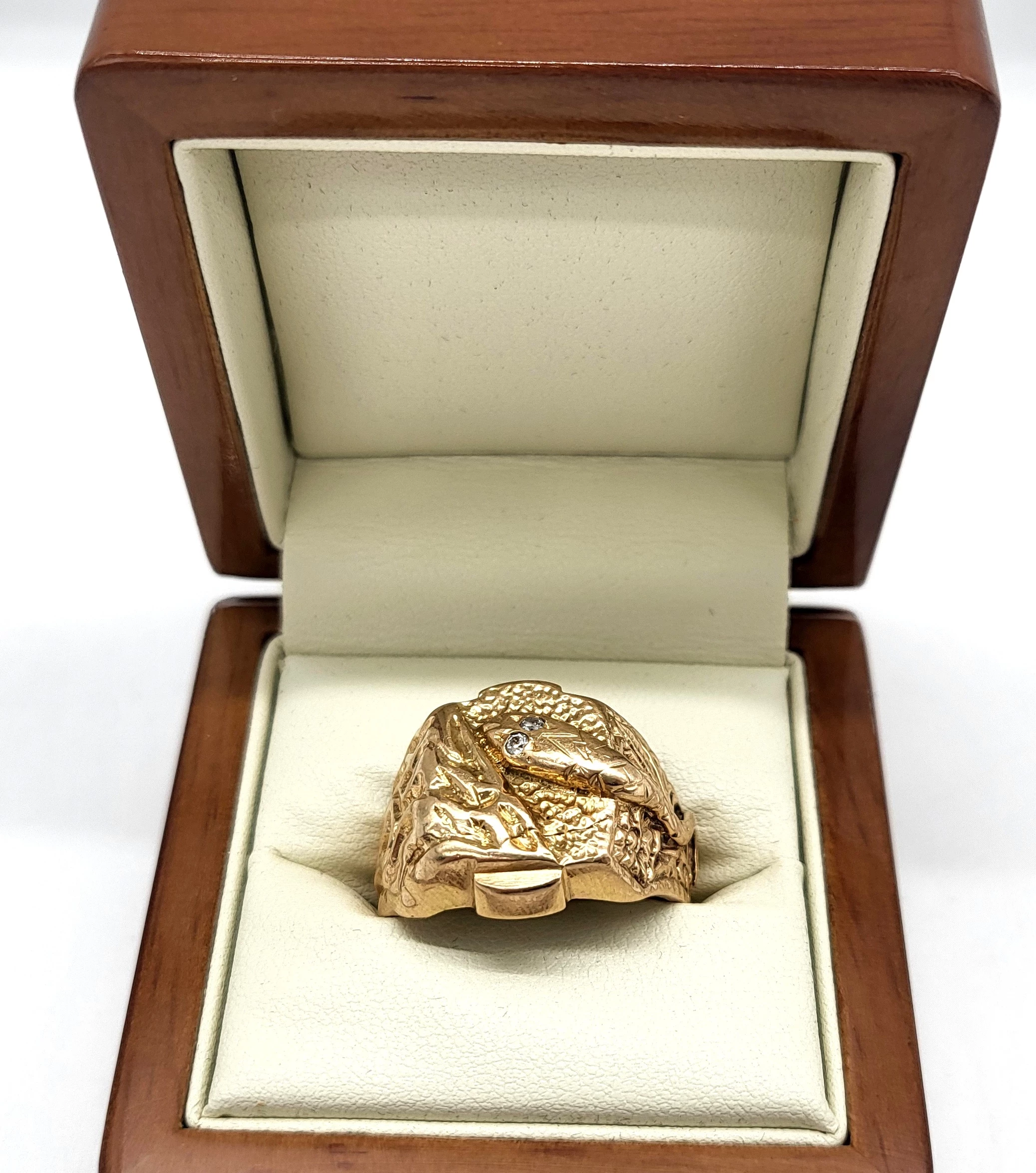 piekny-masywny-zloty-sygnet-5851845g-aleja-sw-jana-pawla-ii-252-kolobrzeg