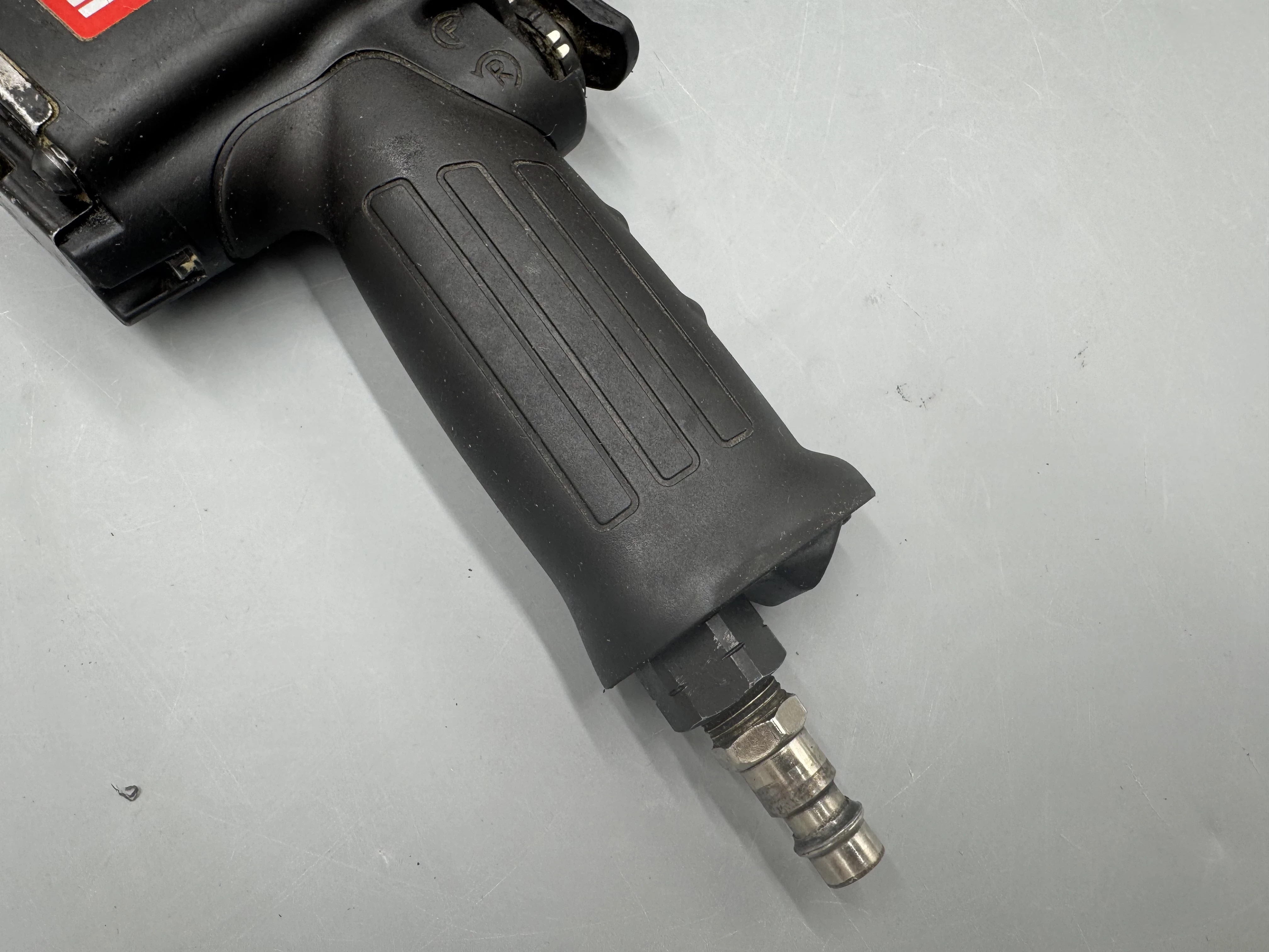 wkretarka-pneumatyczna-senco-sen700c-325nm-8900-obr-zawiera-baterie-250685-2006716