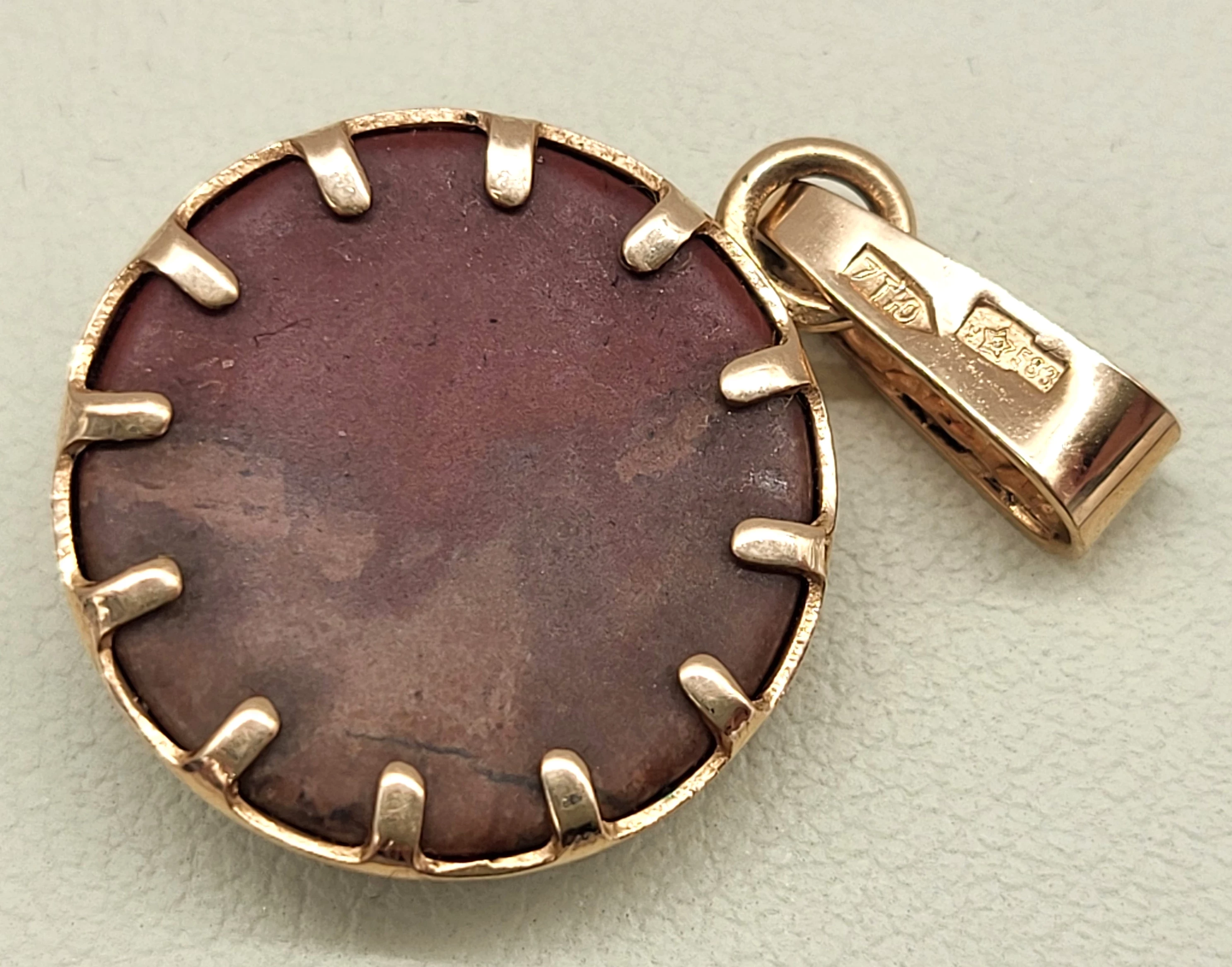 wyjatkowa-zlota-zawieszka-585343g-material-15835-2