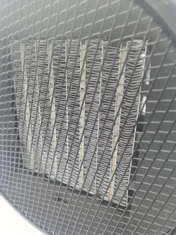 MAŁA NAGRZEWNICA FERM EHM1004 2KW
