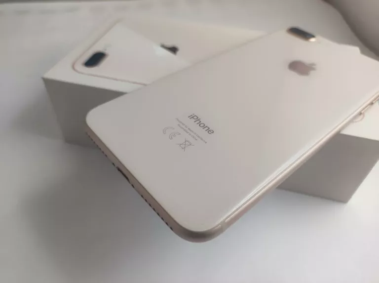 APPLE IPHONE 8 PLUS 64GB BATERIA 85% PUDEŁKO