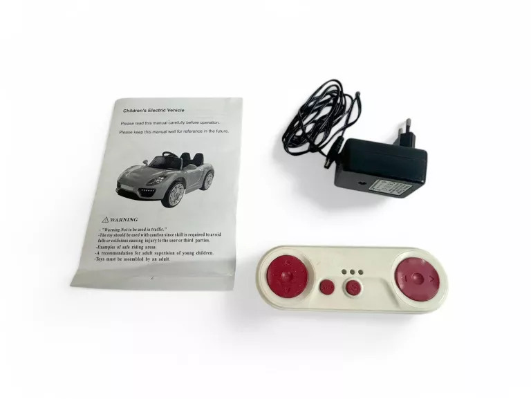 AUTO NA AKUMULATOR AUDI R8 + PILOT + ZAS