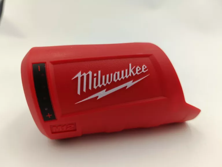 ADAPTER USB DO AKUMULATORÓW MILWAUKEE M12 BC