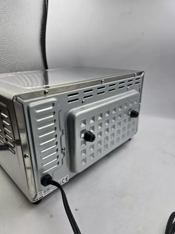 PIEKARNIK DO CIĘŻARÓWEK 300W 24VL MIKROFALÓWKA TIR